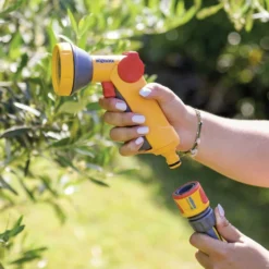 Hozelock Ensemble D'irrigation Essentials -Promos Jardesia Magasin 64261b9cb3b1b5.90029008