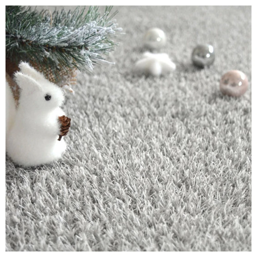 Gazon Synthétique Happy Party - Couleur Gris Clair - Classé Feu - 20mm - 2m X 4m 1 Gazon Synthétique Happy Party - Couleur Gris Clair - Classé Feu - 20mm - 2m X 4m