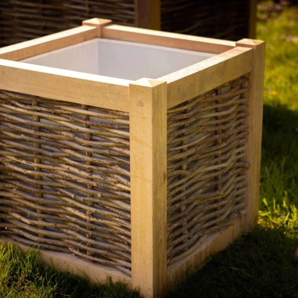 Jardinière En Chêne Avec Tressage Noisetier - Avec Bac Intérieur - 60 X 60 X 60 Cm 2 Jardinière En Chêne Avec Tressage Noisetier - Avec Bac Intérieur - 60 X 60 X 60 Cm – Image 2